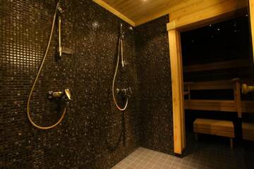 Фото номера Апартаменты с сауной Дома для отпуска Levi President Mountain Lodge - Five bedrooms г. Леви 35